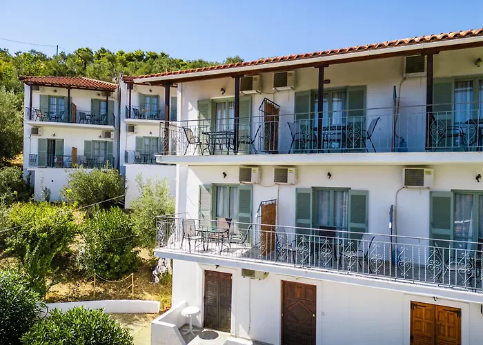 Ξενοδοχείο με διαμερίσματα Country 4*