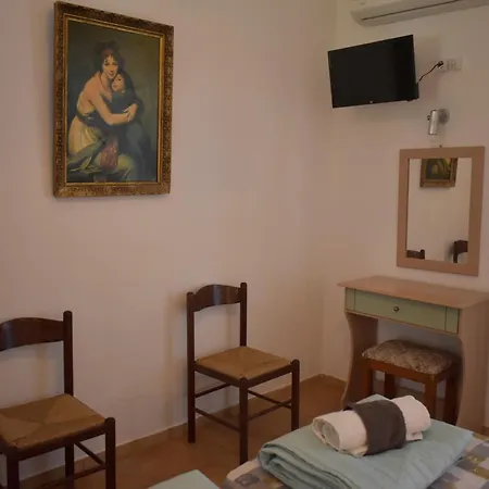 Aparthotel Country Skiathos-stad