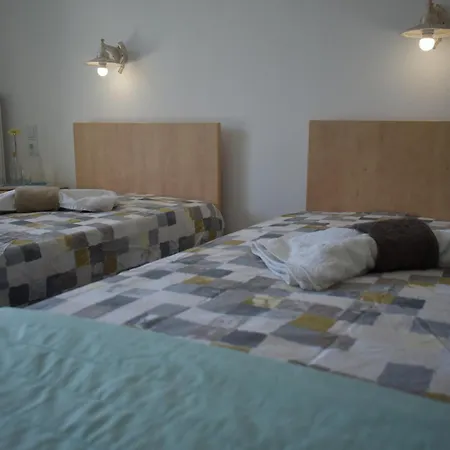 Aparthotel Country Skiathos-stad
