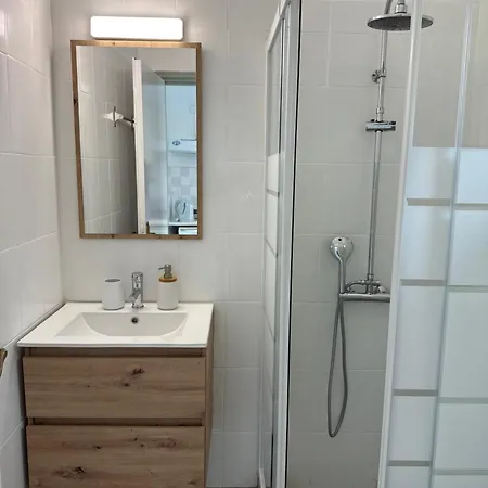 Country Aparthotel *